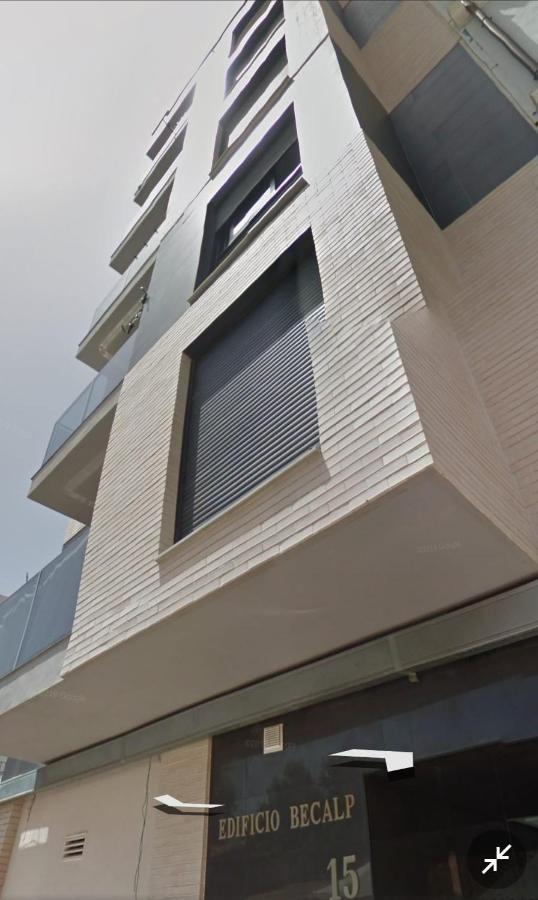 Holiday Studio Apartment Denia Bagian luar foto
